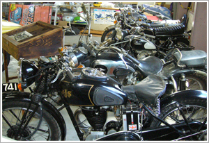 バイクボックスは絶版バイク 旧車の部品 パーツを販売しています